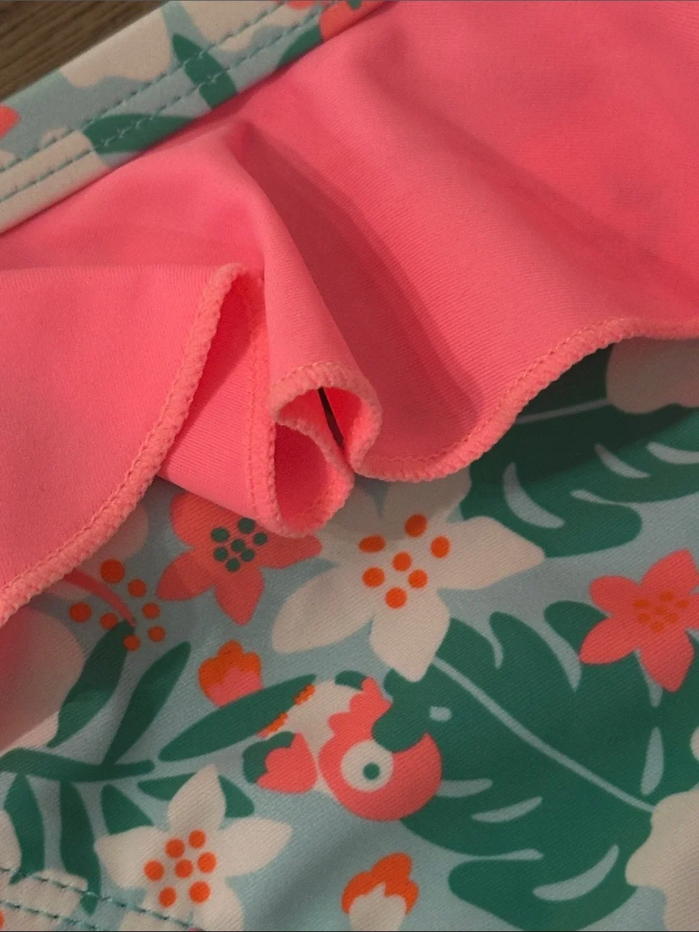 Dolphin love 2pc tropical bikini kids girls sz 2T Hawaiian print NEE w tag